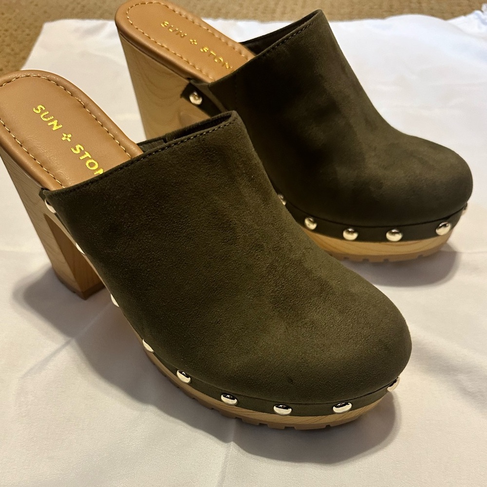 Sun & Stone Olive Clog